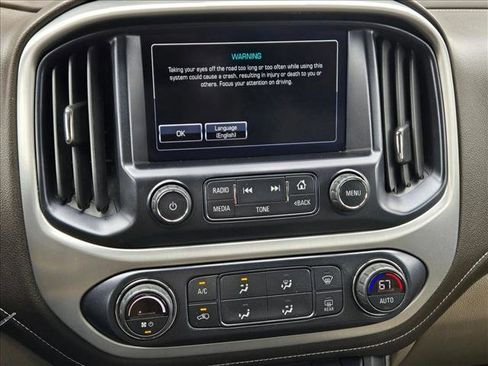 Used 2018 GMC Canyon SLT w/ Trailering Package image 11