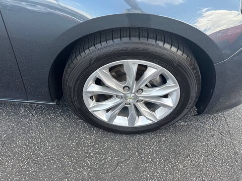 Used 2020 Chevrolet Malibu LT FWD image 13