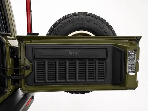 Used 2021 Jeep Wrangler Unlimited Rubicon AWD/4WD image 22