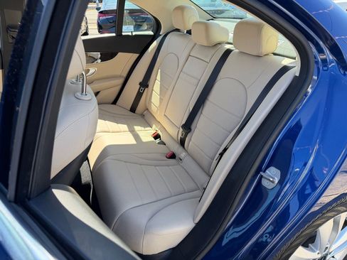 Used 2021 Mercedes-Benz C 300 4MATIC Sedan image 23