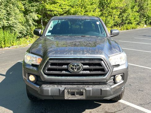 Certified 2022 Toyota Tacoma SR5 w/ SR5 Appearance Package (SM) AWD/4WD image 29
