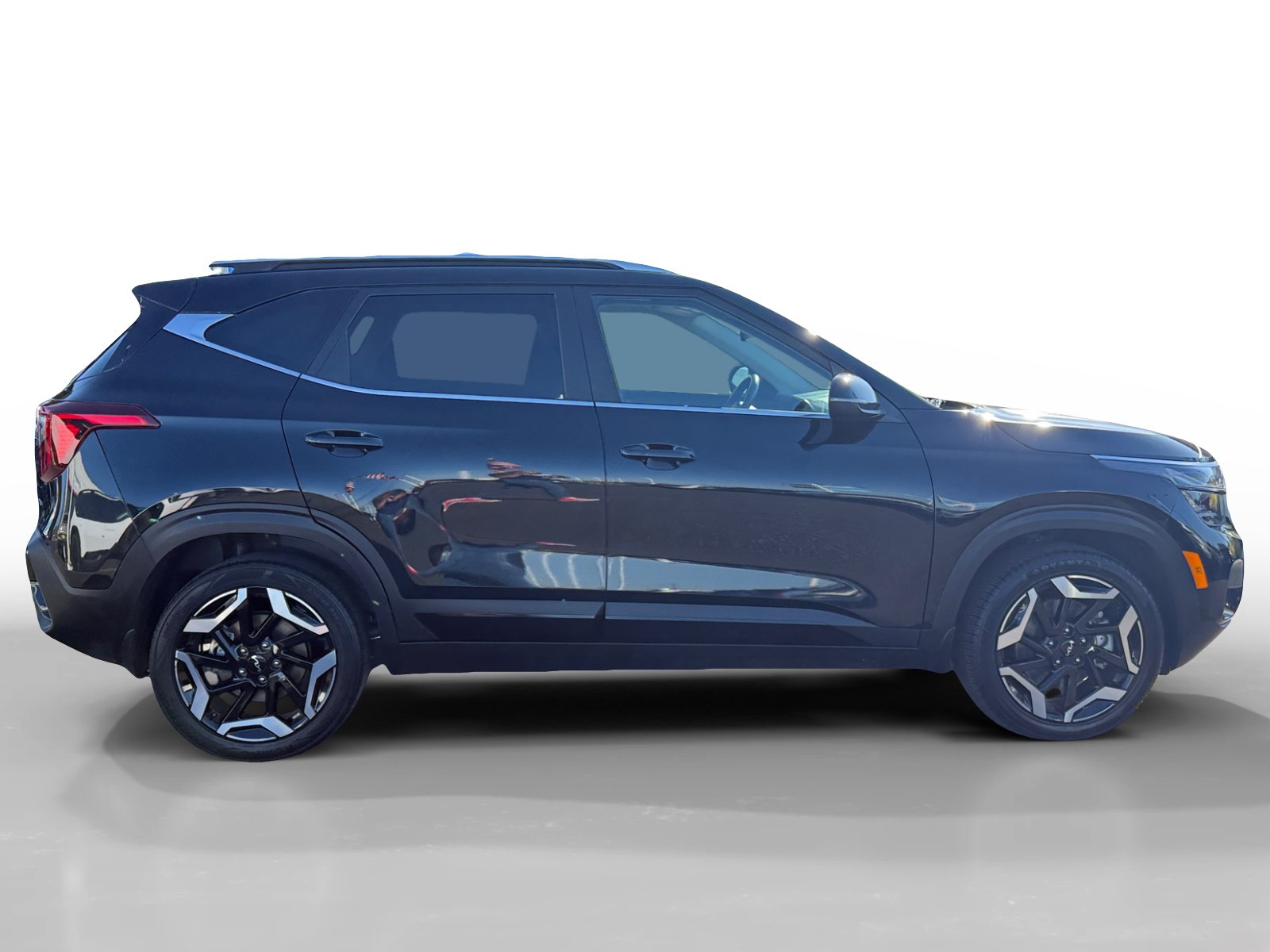 Used 2024 Kia Seltos SX AWD/4WD image 6