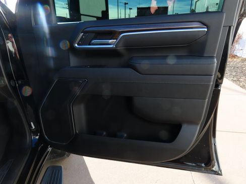 Used 2025 Chevrolet Silverado 2500 LT w/ Safety Package image 11