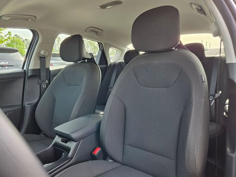 New 2026 Kia K4 LX image 23
