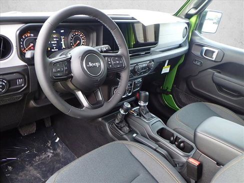 New 2026 Jeep Gladiator Sport image 9