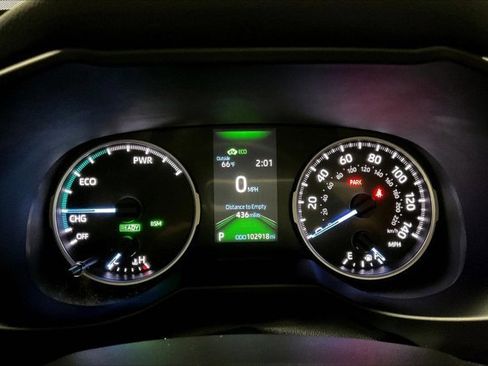 Used 2020 Toyota RAV4 XLE w/ Convenience Package image 20