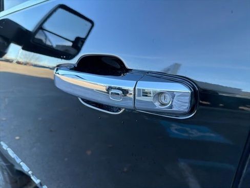 Used 2024 GMC Sierra 2500 Denali w/ Denali Reserve Package image 23