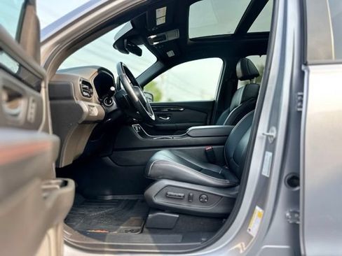 Used 2025 Honda Pilot TrailSport image 10