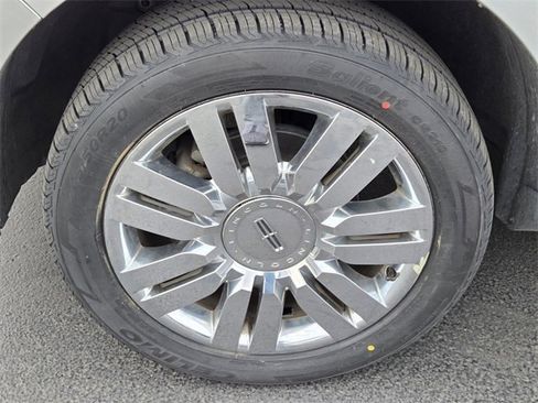 Used 2009 Lincoln MKX AWD image 8