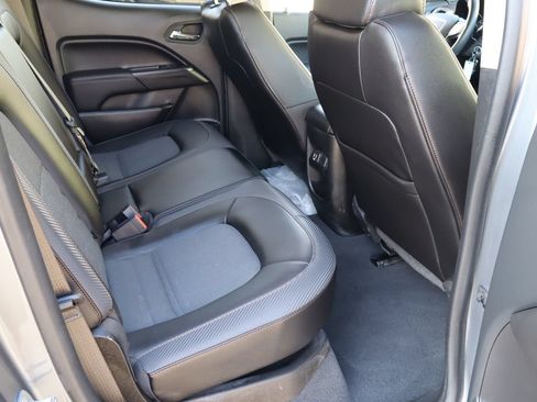Used 2022 GMC Canyon AT4 AWD/4WD image 17