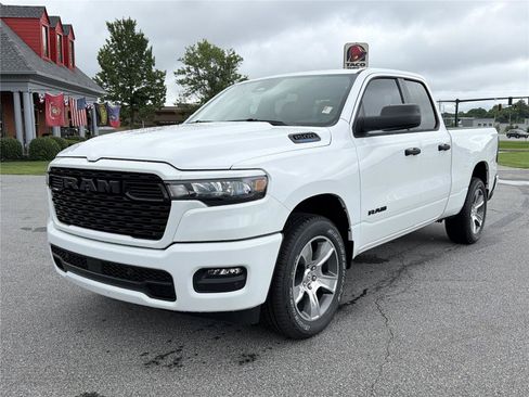 New 2026 RAM 1500 Express RWD image 2