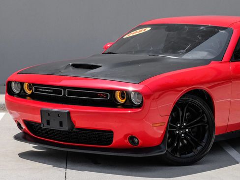 Used 2021 Dodge Challenger R/T RWD image 7