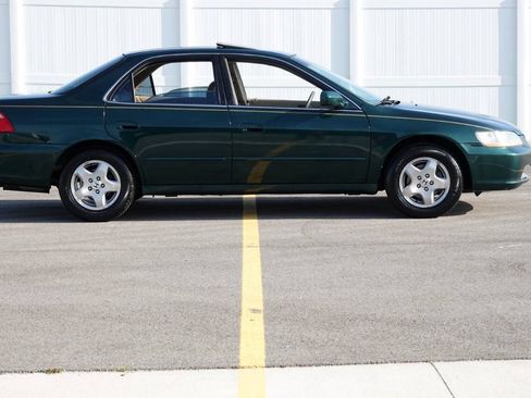 Used 1998 Honda Accord EX image 32