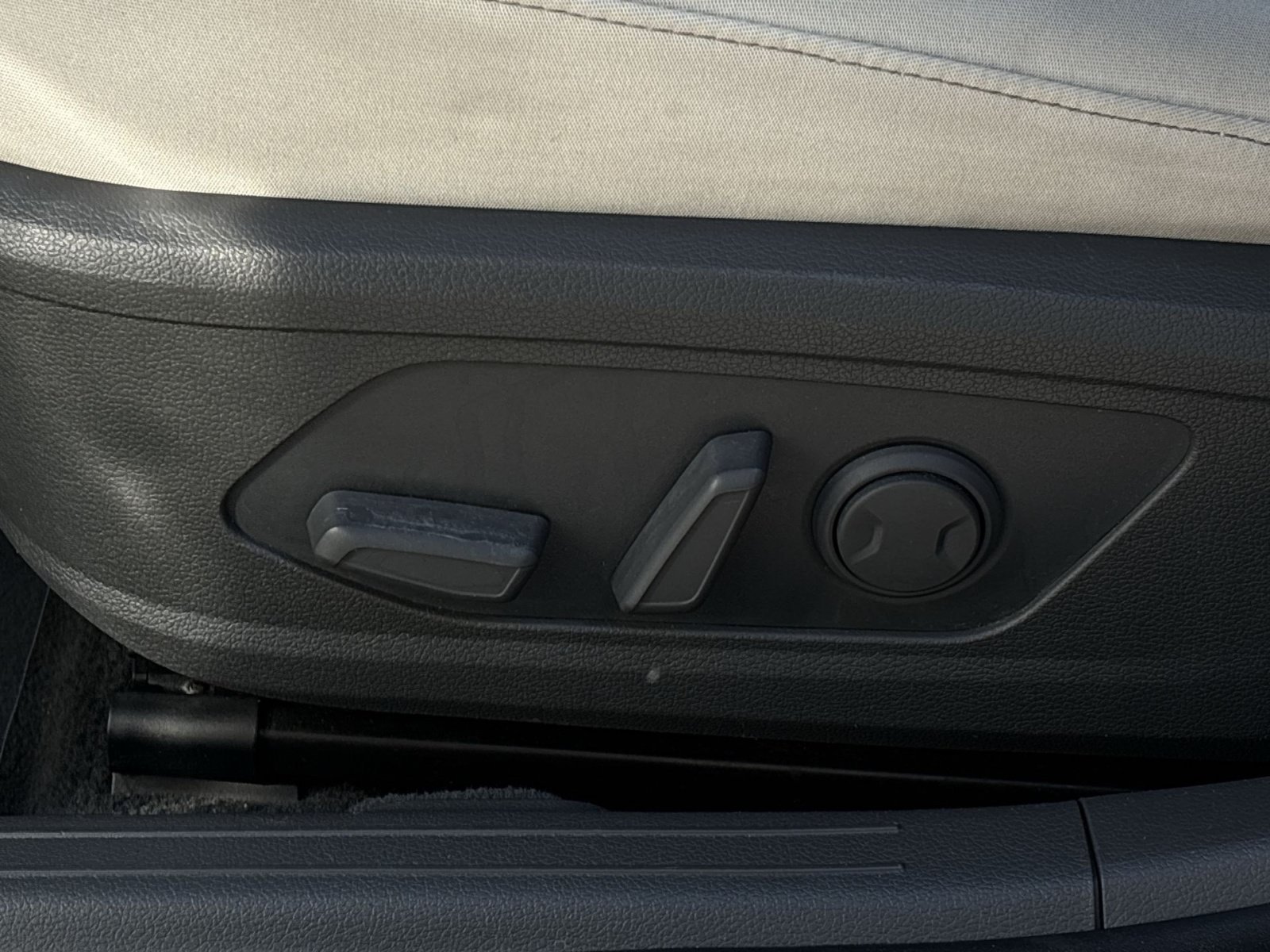 Certified 2025 Hyundai Sonata SEL FWD image 14