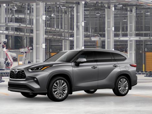 New 2026 Toyota Highlander Platinum image 2