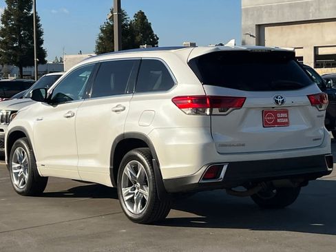 Used 2019 Toyota Highlander Limited image 7