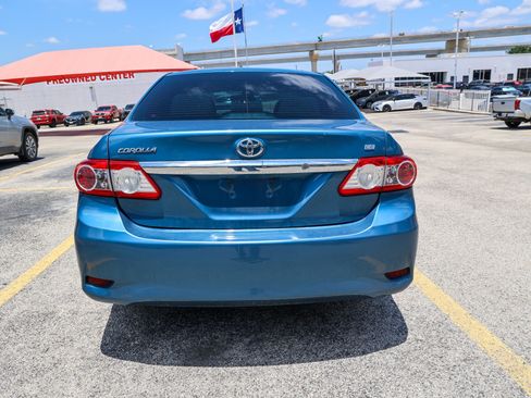 Used 2013 Toyota Corolla LE FWD image 9