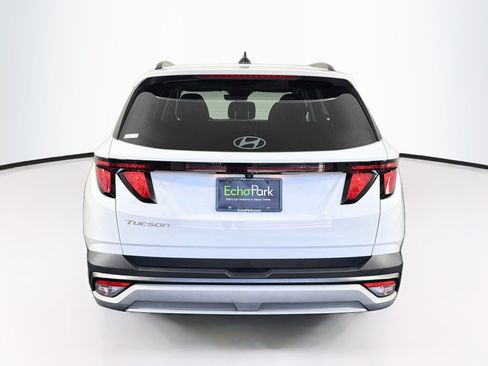 Used 2025 Hyundai Tucson SEL FWD image 7