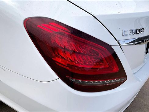 Used 2020 Mercedes-Benz C 300 4MATIC Sedan image 26