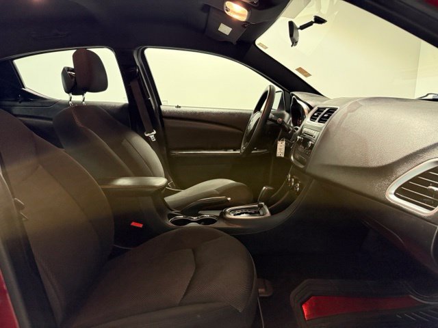 Used 2014 Dodge Avenger SE FWD image 20