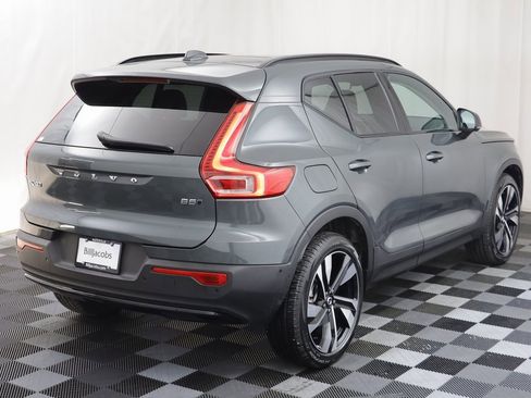 Used 2026 Volvo XC40 B5 Ultra w/ Climate Package image 19