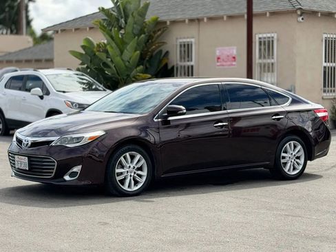 Used 2014 Toyota Avalon XLE FWD image 6