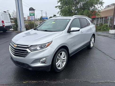 Used 2018 Chevrolet Equinox Premier w/ Infotainment II Package AWD/4WD image 1