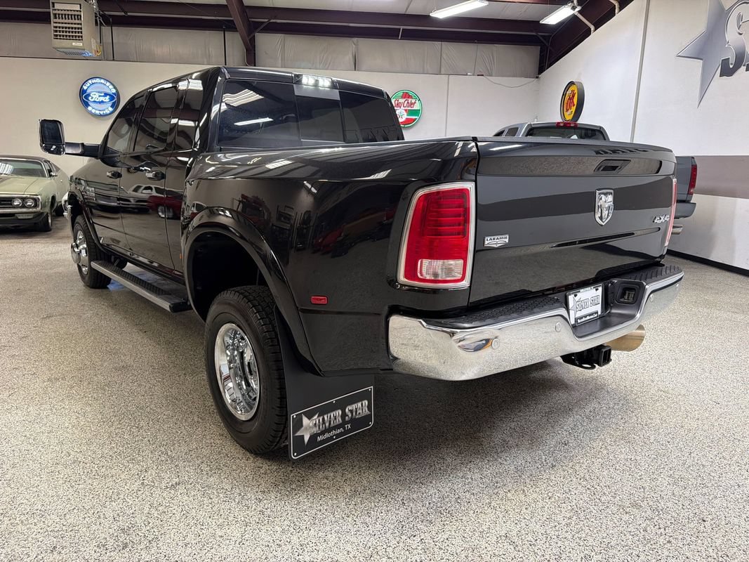 Used 2018 RAM 3500 Laramie w/ Convenience Group AWD/4WD image 5