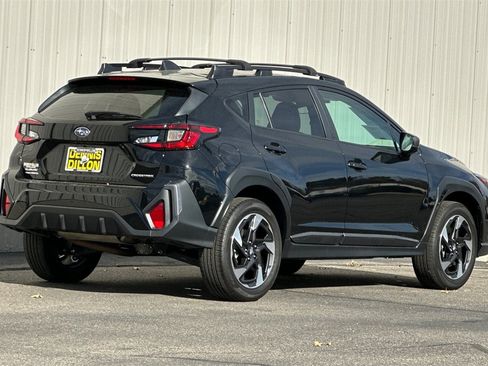 Used 2024 Subaru Crosstrek 2.5i Limited image 5