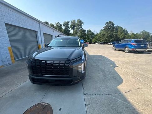 Used 2025 Hyundai Palisade XRT AWD/4WD image 2