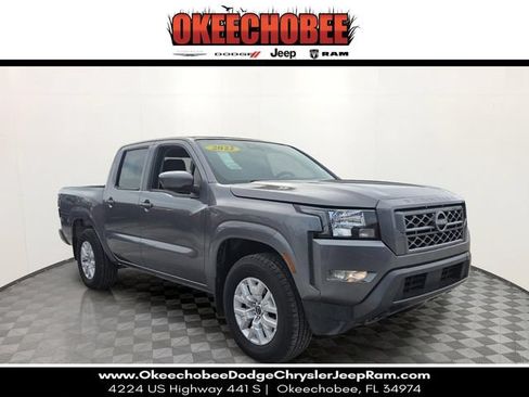 Used 2022 Nissan Frontier SV AWD/4WD image 1