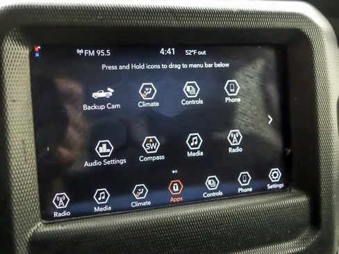 Used 2023 Jeep Gladiator Sport image 17