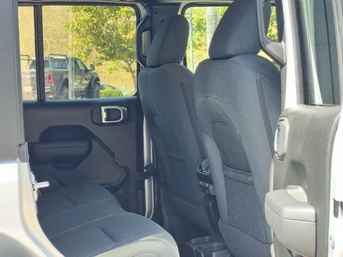 Used 2024 Jeep Wrangler Sport S image 47