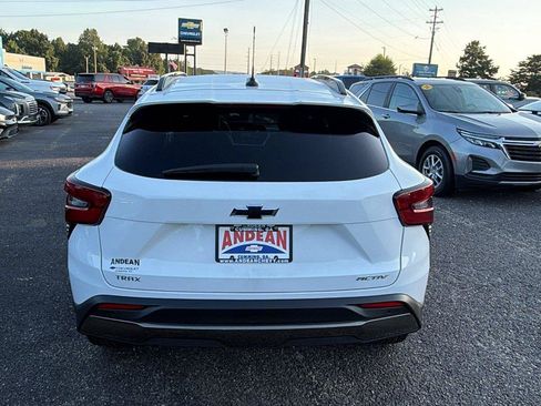 New 2026 Chevrolet Trax ACTIV w/ Driver Confidence Package FWD image 9