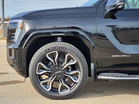 New 2025 GMC Sierra EV Denali AWD/4WD image 8