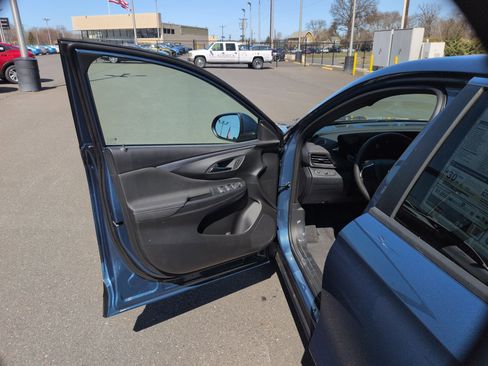 New 2026 Buick Envista Preferred w/ Convenience I Package FWD image 21