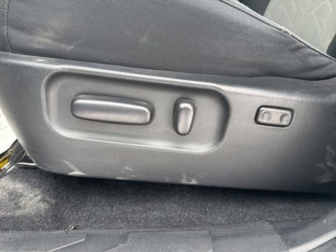 Certified 2023 Toyota Tacoma TRD Off-Road image 17