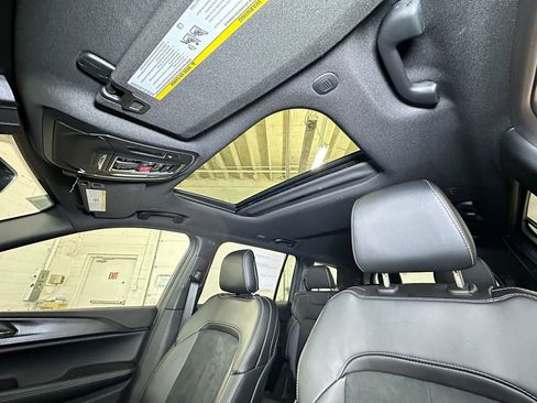 New 2025 Jeep Grand Cherokee L Altitude image 22