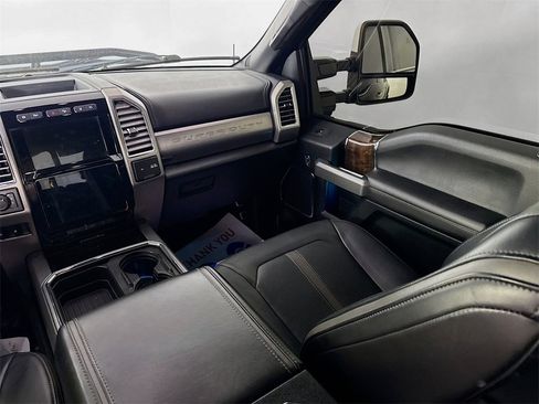 Used 2017 Ford F250 Platinum w/ Platinum Ultimate Package image 24