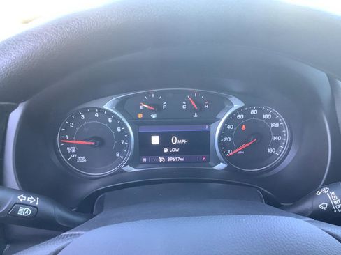 Used 2022 GMC Terrain SLE w/ Driver Convenience Package image 13