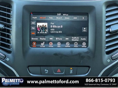 Used 2020 Jeep Cherokee Latitude Lux w/ Quick Order Package 26H Lux FWD image 17