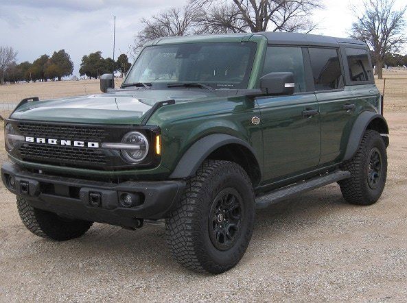 Used 2023 Ford Bronco Wildtrak AWD/4WD image 1