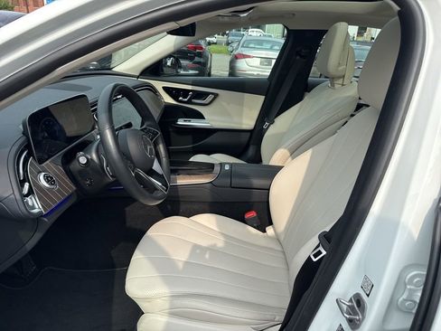 Certified 2025 Mercedes-Benz E 350 4MATIC Sedan image 14