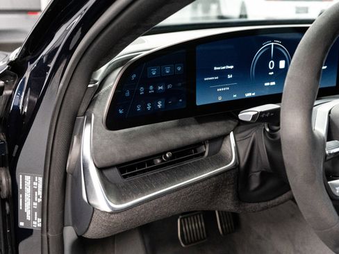 Used 2024 Lucid Air Sapphire image 20