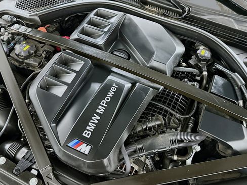 Used 2022 BMW M4 Competition w/ M Carbon Exterior Package image 29