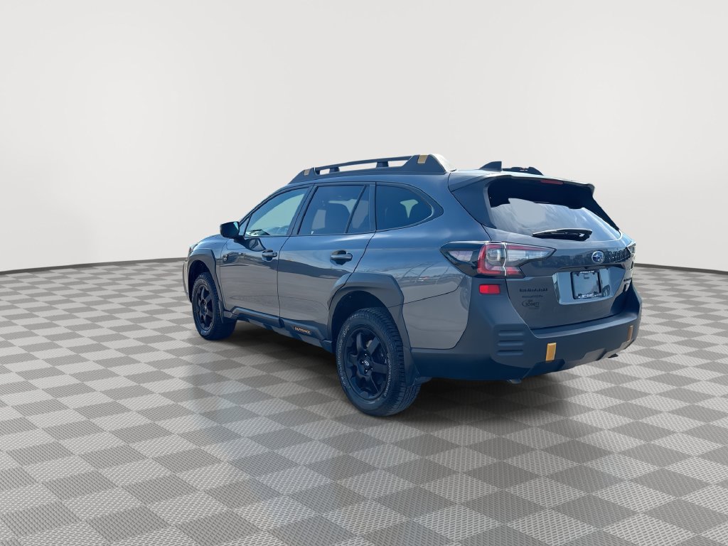 Used 2025 Subaru Outback Wilderness AWD/4WD image 8