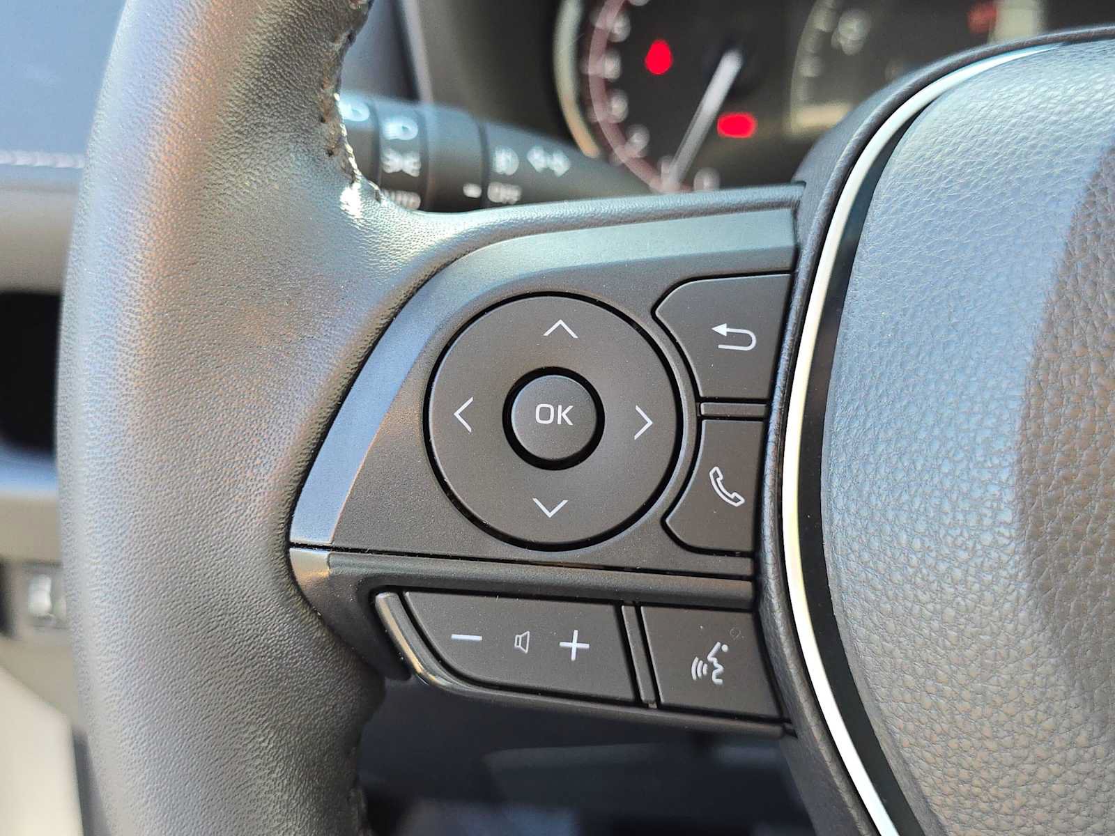 Certified 2024 Toyota RAV4 XLE Premium AWD/4WD image 29