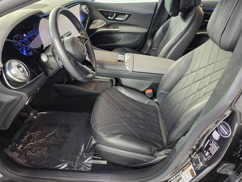 Certified 2023 Mercedes-Benz EQS 580 4MATIC Sedan image 9