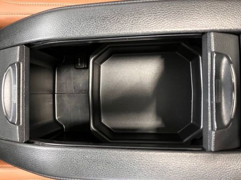 Used 2019 Toyota Highlander Limited AWD/4WD image 28