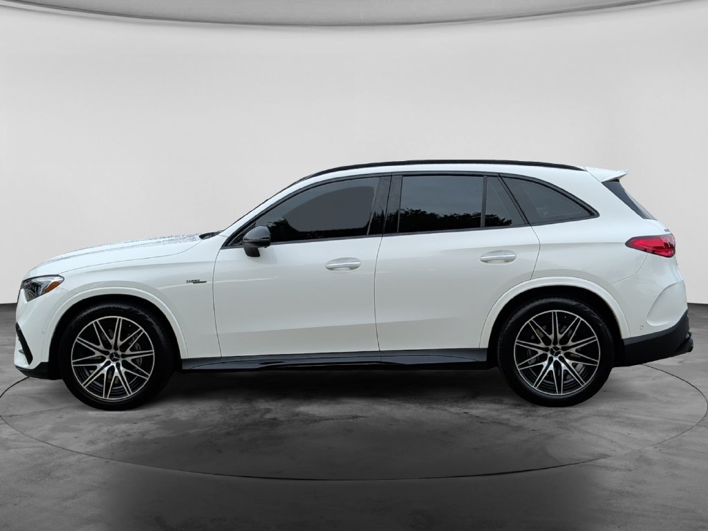 Used 2025 Mercedes-Benz GLC 43 AMG 4MATIC image 4